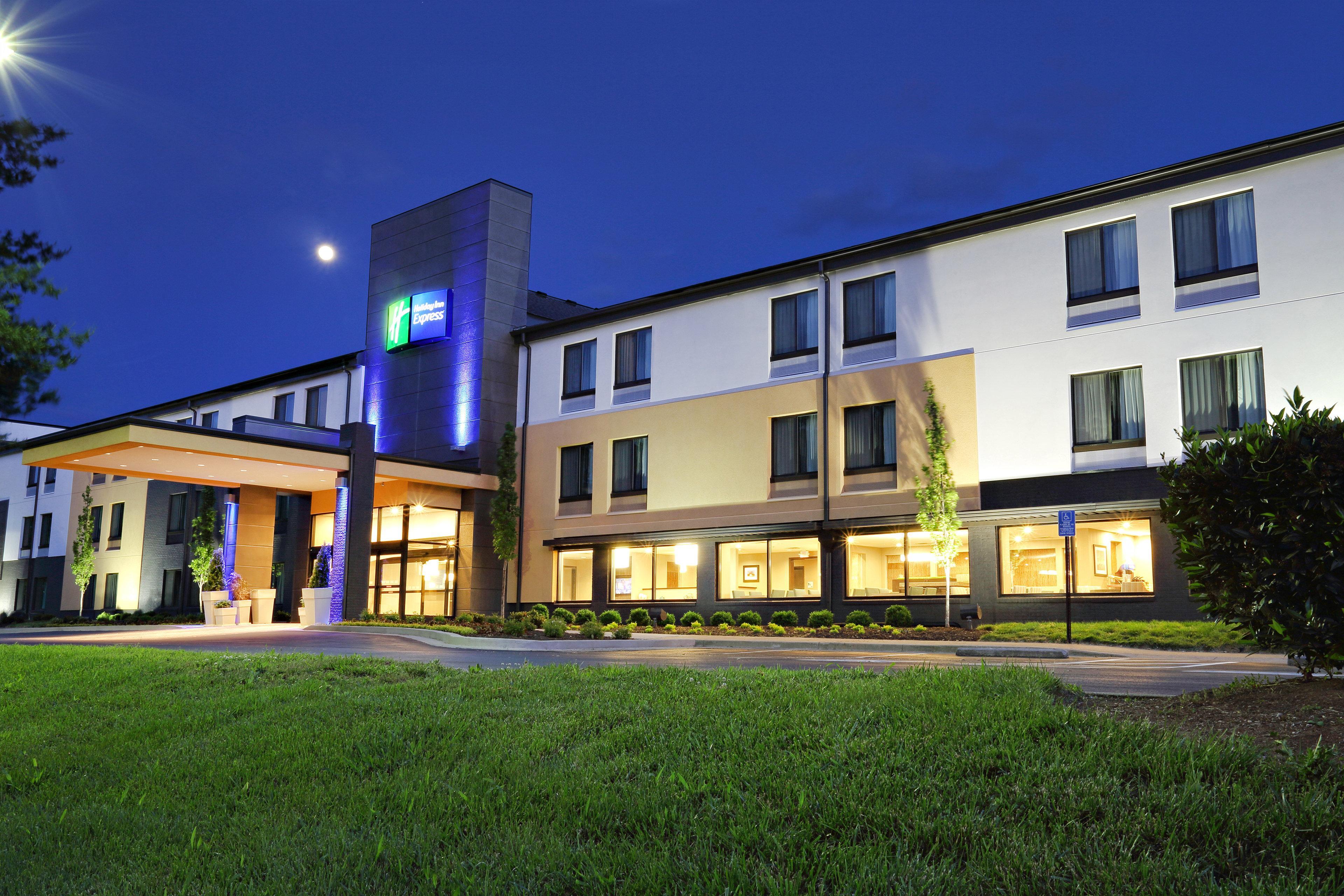 Holiday Inn Express Brentwood-South Cool Springs By Ihg מראה חיצוני תמונה